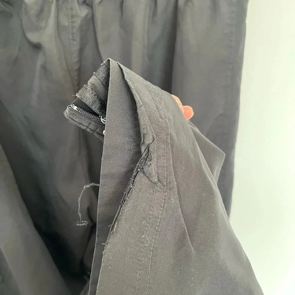 Adidas black windbreaker tracksuit  pants size large - Picture 7 of 8